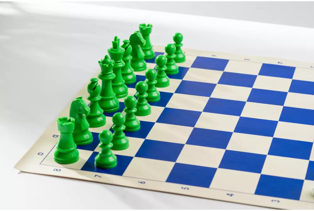 Figury szachowe Staunton 6, plastikowe (król 95 mm) - zielone